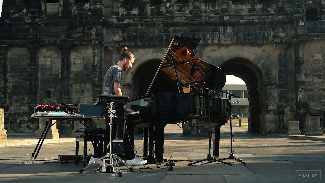 EINS. - The Loophole (Official Music Video)