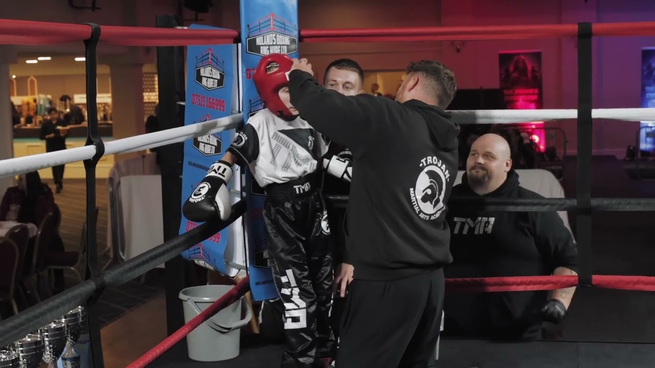 AW Kickboxing - Freya VS Veronika - Fight 4
