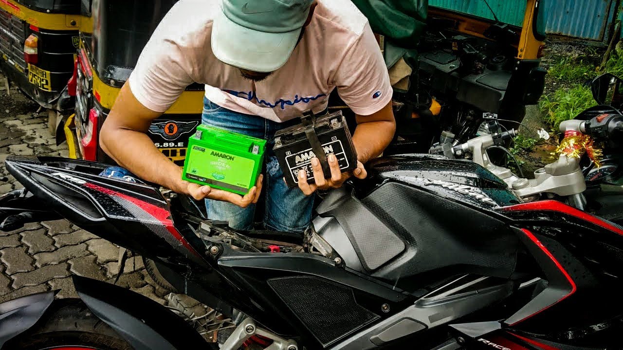 Replacing Battery of Pulsar RS 200