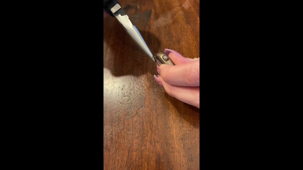 How to change an Oticon tone hook