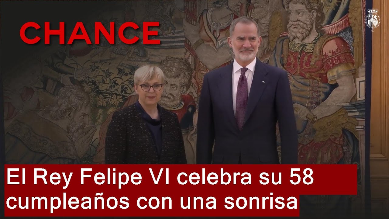 El Rey Felipe VI, de lo más sonriente, celebra su 58 cumpleaños trabajando