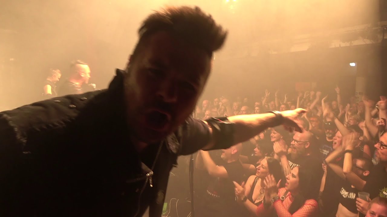 Heldmaschine IM FADENKREUZ Tour diary #42 - KuFa, Braunschweig