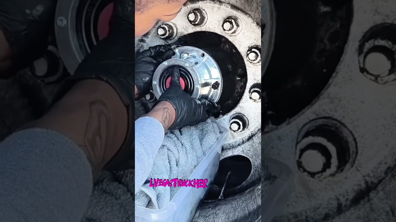 Leaking Hub Cap Seal #LVegasTruckHER #lvtruckher #sevenzerotwollc #trucknT #thedriva #themechanic