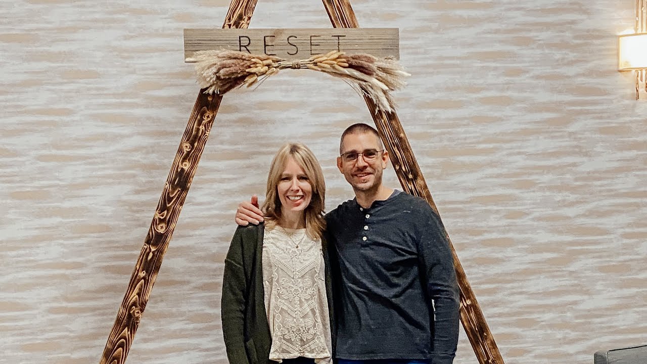 DIY Wedding Triangle Arch