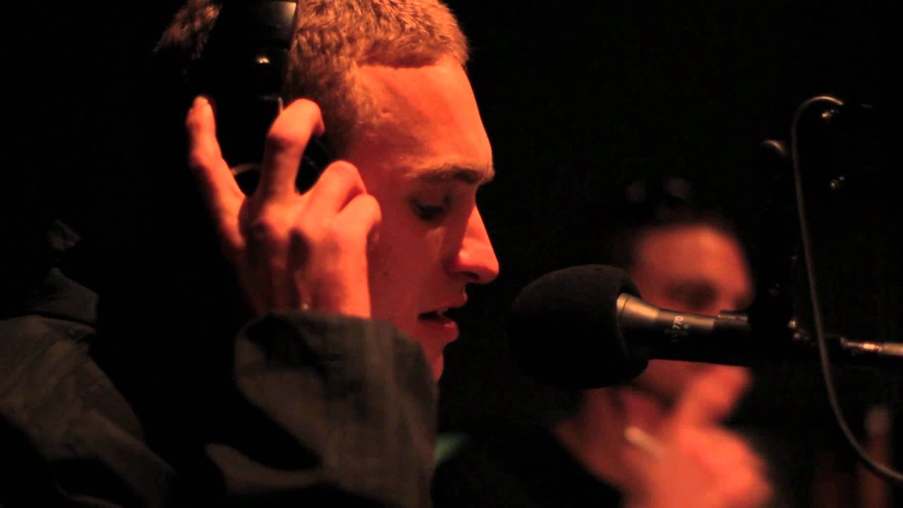 KERSER, RATES & JAY DEE (United Forefront) @ TIB 93.7FM -  06 SEPT 2011