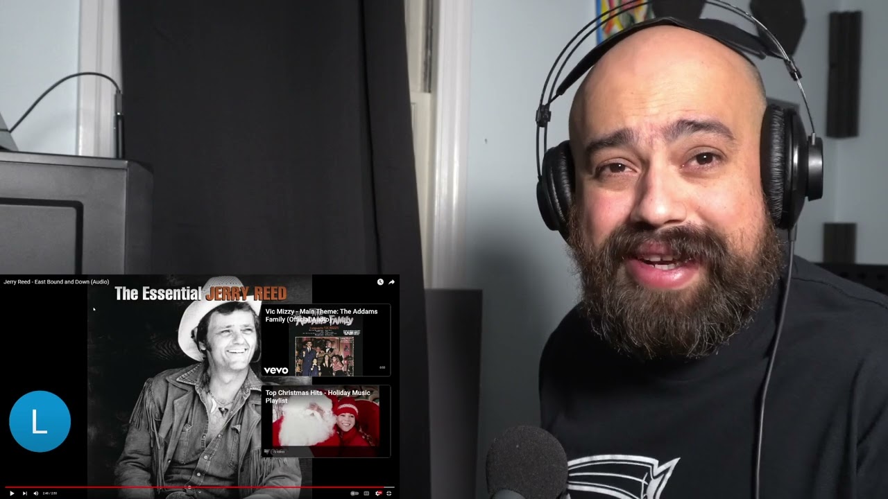 Jerry Reed Reaction: Classical Guitarist react to Jerry Reed East Bound and Down
