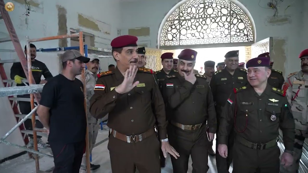 رئيس أركان الجيش يزور عدداً من المديريات في مجمع باب المعظم