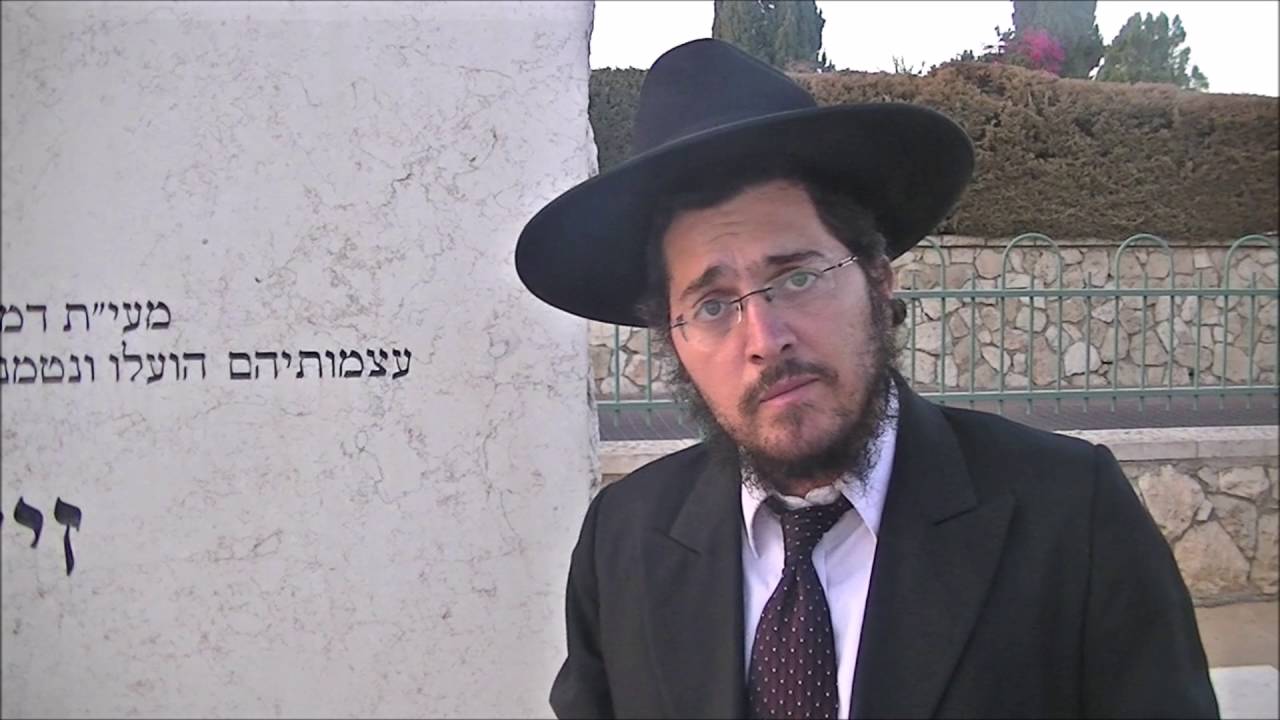 קבר הצדיק רבי יצחק חזיזה רב העיר דמנאת מפי הרב אברהם אסולין