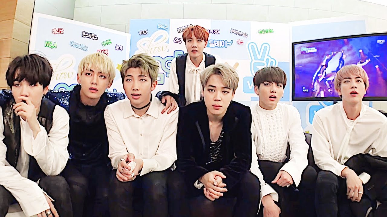 [ENG SUB] 161105 BTS (방탄소년단) reacts to Blood, Sweat & Tears on Show! Music Core