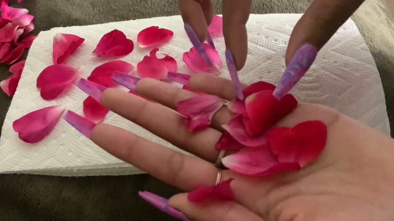 How To Dry Rose Petals In The Microwave | DIY Drying Rose Petals | 🌹 | Quick & Easy Method 🦋 |