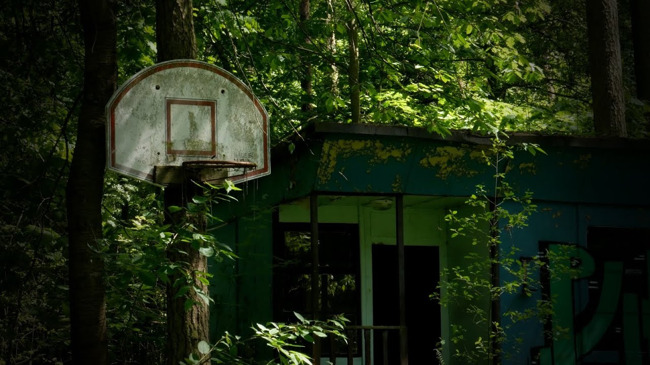 [UrbexTrip #19] Ośrodek Kolonijny [MotoUrbex]