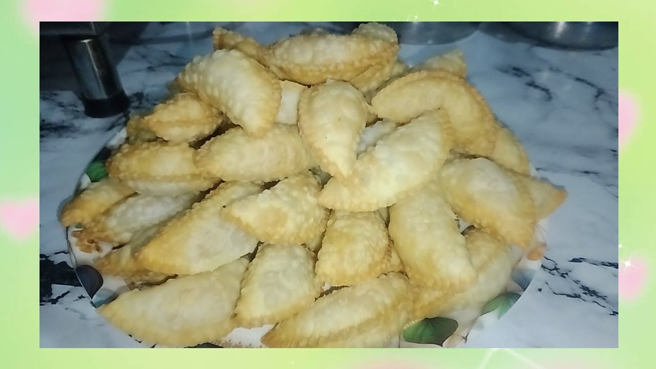 होली पर ऐसे बनाएं परफेक्ट मावा गुजिया | पारंपरिक मिठाई रेसिपी❤️😍🎀#holispecial#gujeyarecipe#yt 