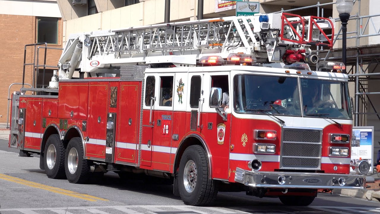 Baltimore City Fire Department Engine 23 & Truck 10 Responding