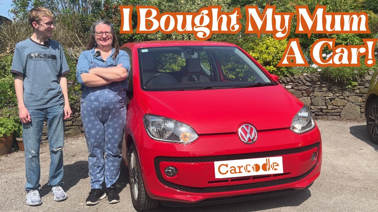 2012 Volkswagen High Up! Review, My Mum's New Car! (UK)(4K) | Carcode