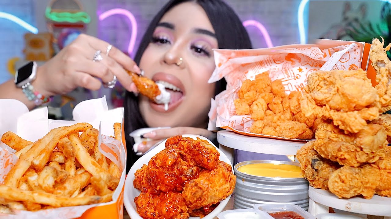 ASMR Popeyes Sweet N Spicy Wings, Fried Chicken, Cajun Fries, Shrimp EATING SOUNDS MUKBANG