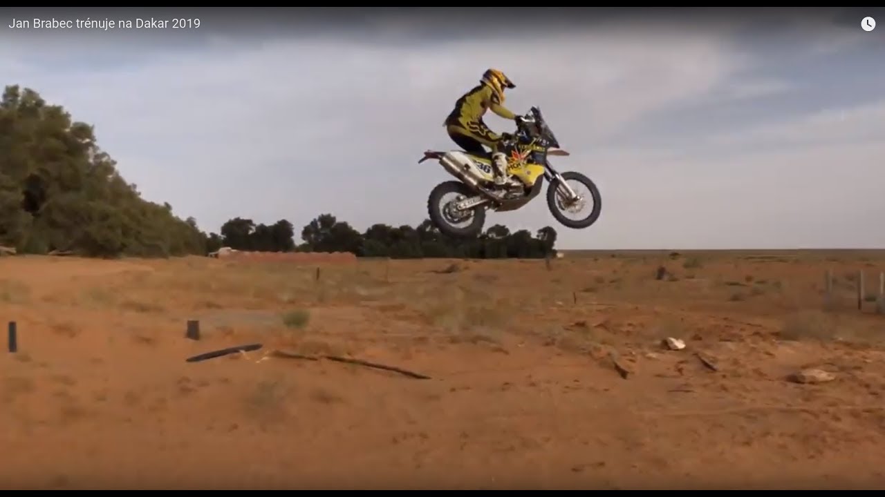 Jan Brabec tr&eacute;nuje na Dakar 2019