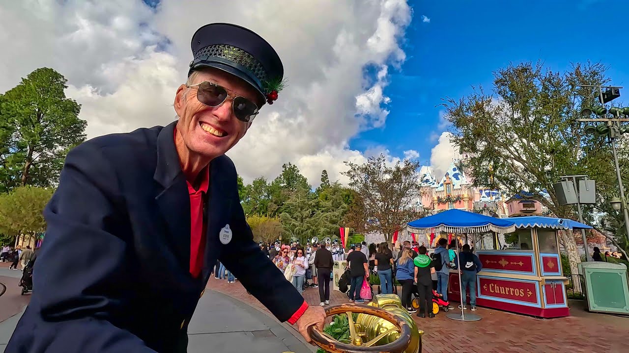 [4K] Main Street Vehicles - Disneyland Resort