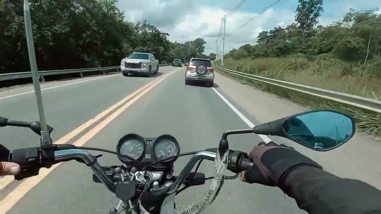 A SP-123 é a rodovia que liga Taubaté e Tremembé a Campos do Jordão e ao sul de Minas 