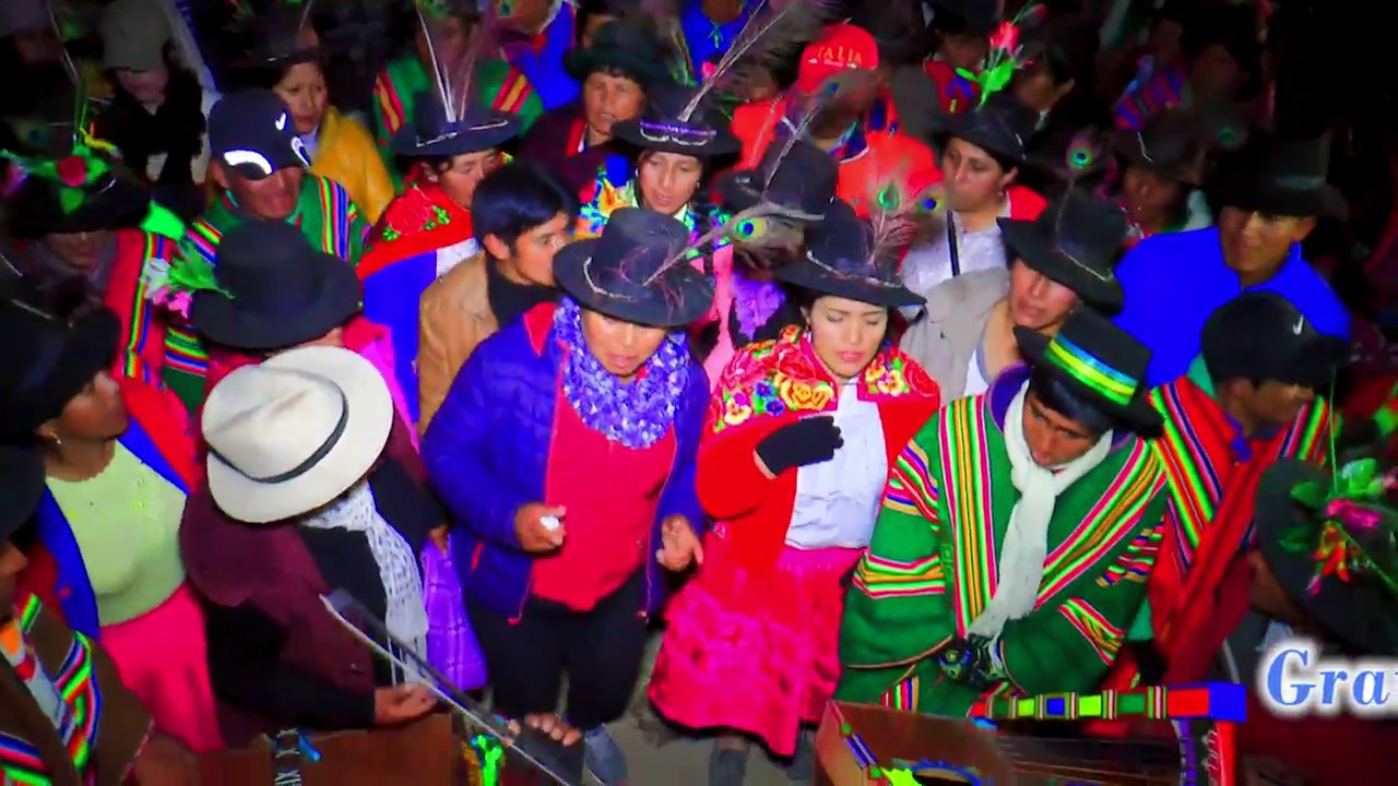 TORO VELAY EN  POMACOCHA ANDAHUAYLAS  2017