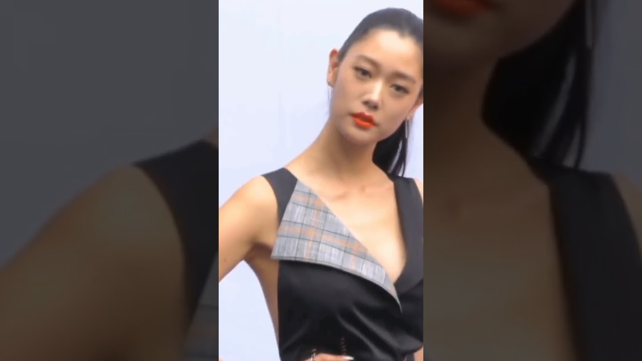 #克拉拉 本名李成敏，出生於瑞士伯爾尼168 cm摩羯座48 kg，亞洲第一美女#女神#氣質美女 #歌曲露華濃 #盛世美顏