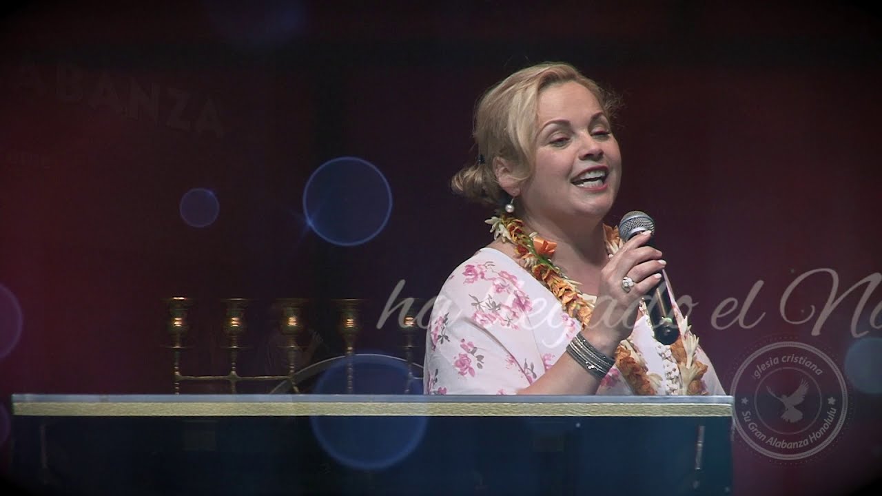 Karina Moreno - Su Gran Alabanza Hawaii