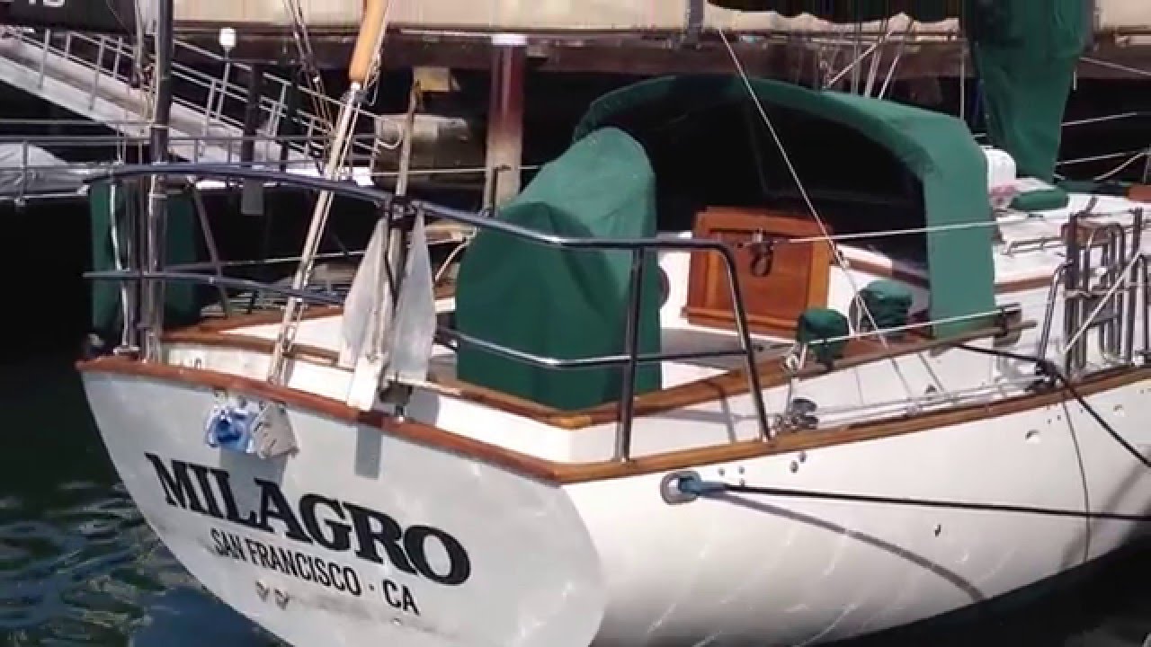 A Cape George Cutter 38'   S/V Milagro  @ KKMI