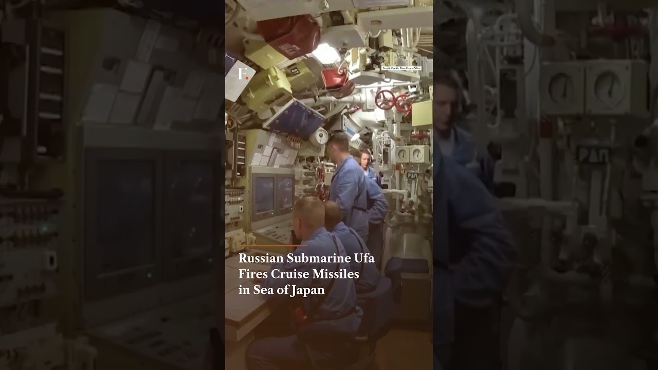 Russian Submarine Ufa Fires Cruise Missiles in Sea of Japan | N18G