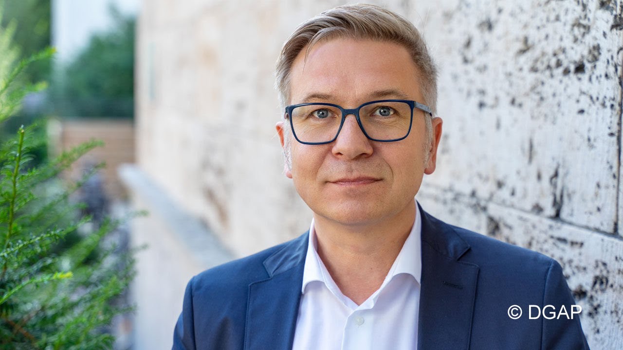 USA-Experte Josef Braml im Gespräch mit CSA Celebrity Speakers