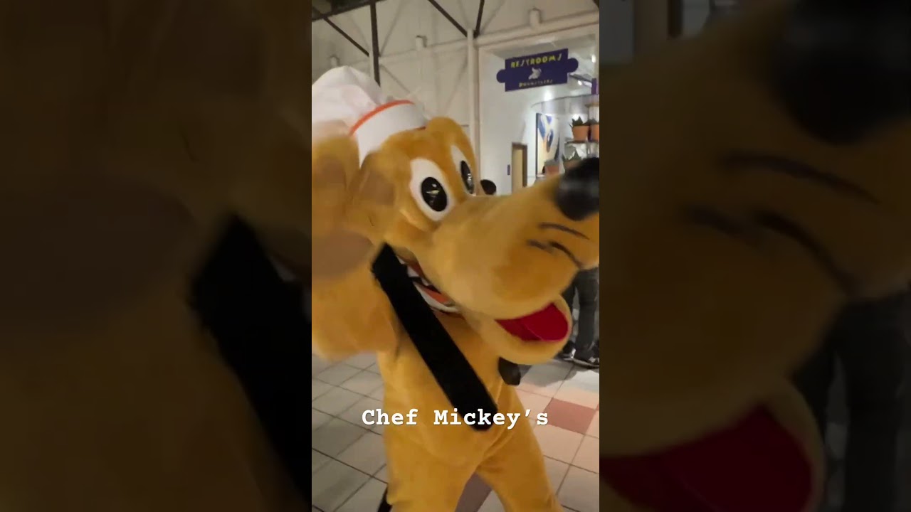 We almost missed this moment at Chef Mickey's #DisneyWorld #WaltDisneyWorld