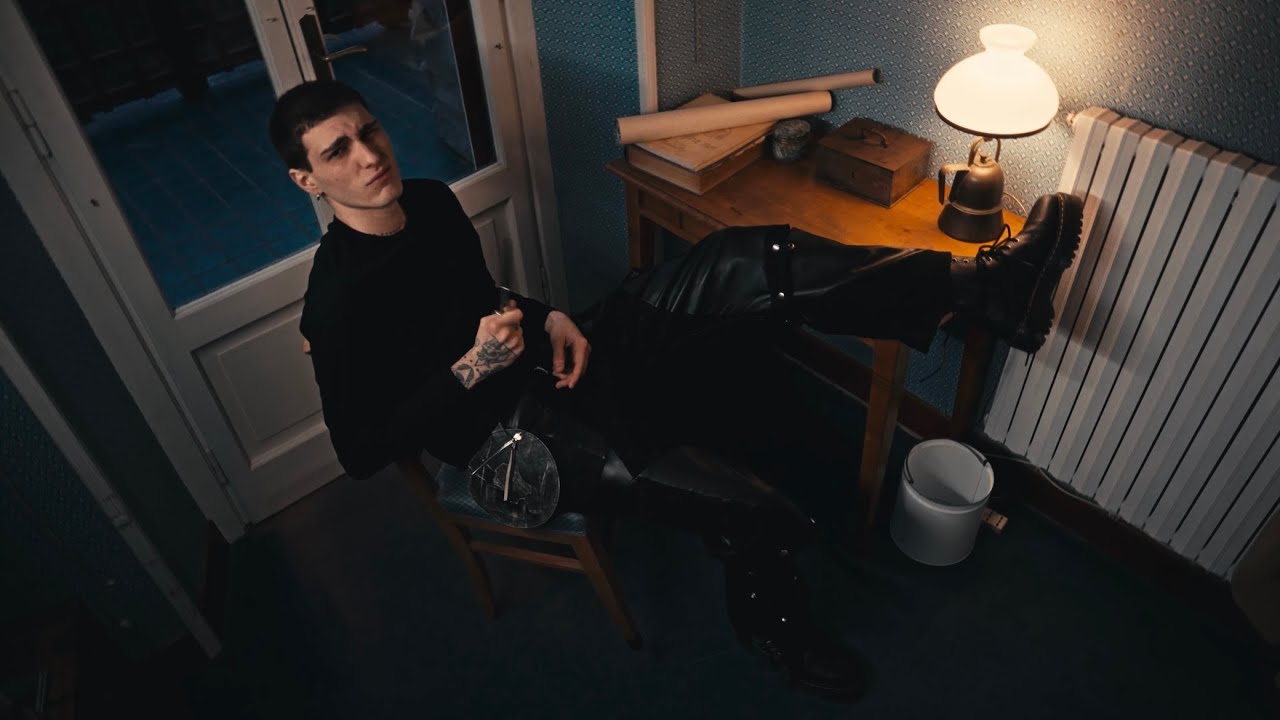 ËGO - QUALCOSA CHE NON VA (Visual)