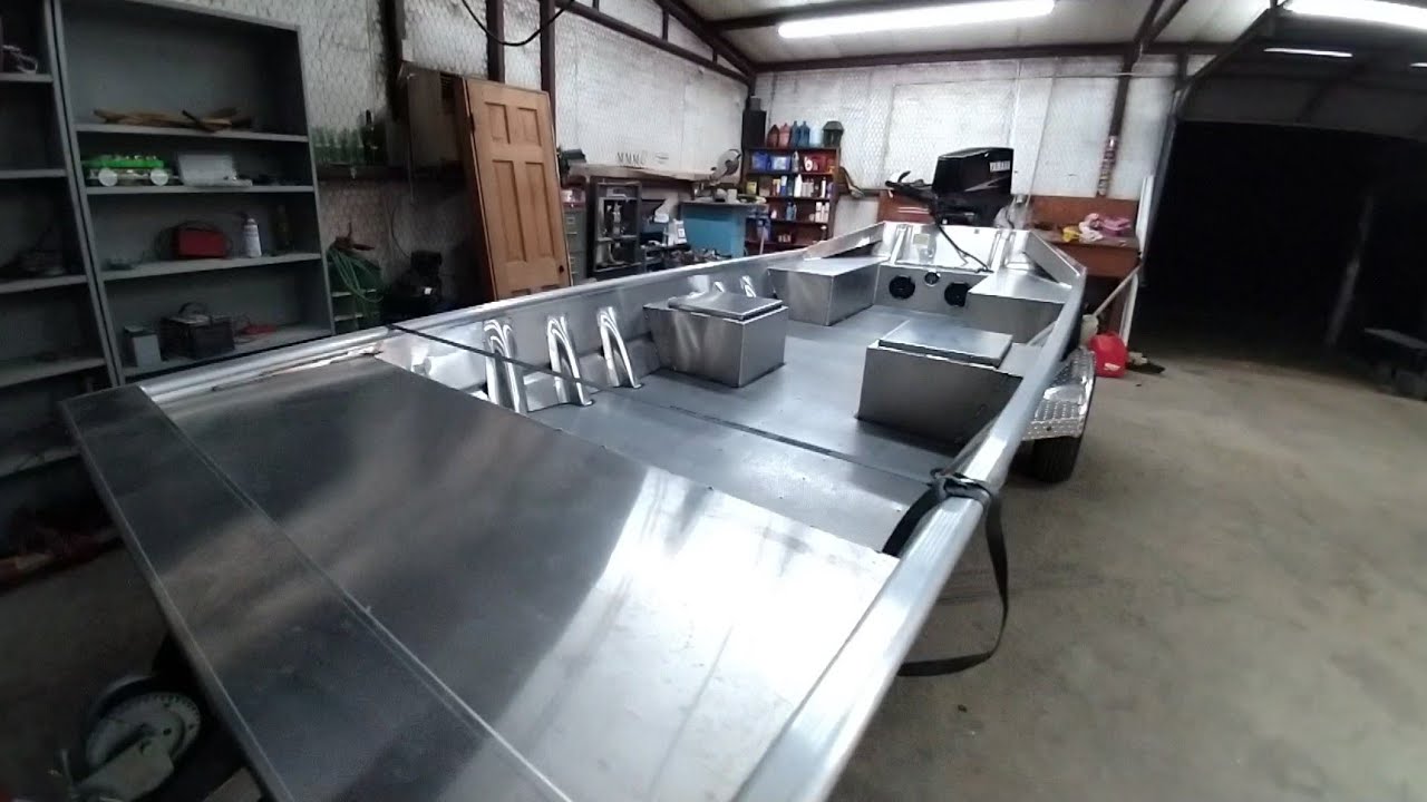 ULTIMATE Catfishing Outboard Jet