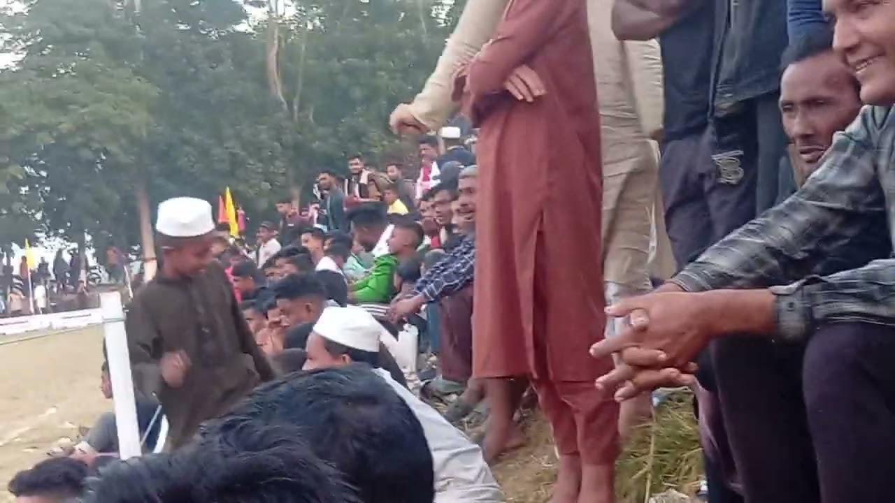 বাংলাদেশ সিলেট বিশ্বনাথ উপজেলা একটি বড় খেলা চলতেছে 