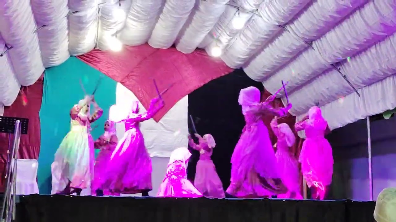 October 6, 2025   Hirimbura Marhaba kalli qaseedha organization' performance at kanampitiya Galle.