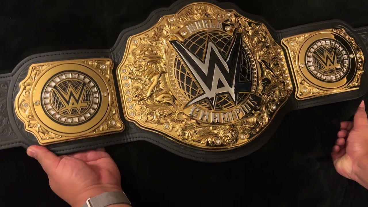 Распаковка чемпиона мира в тяжелом весе WWE