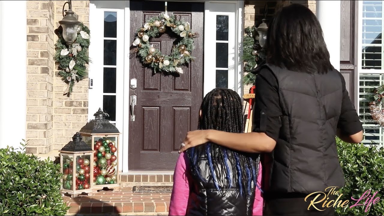 Smart Home Holiday Tour with The Home Depot