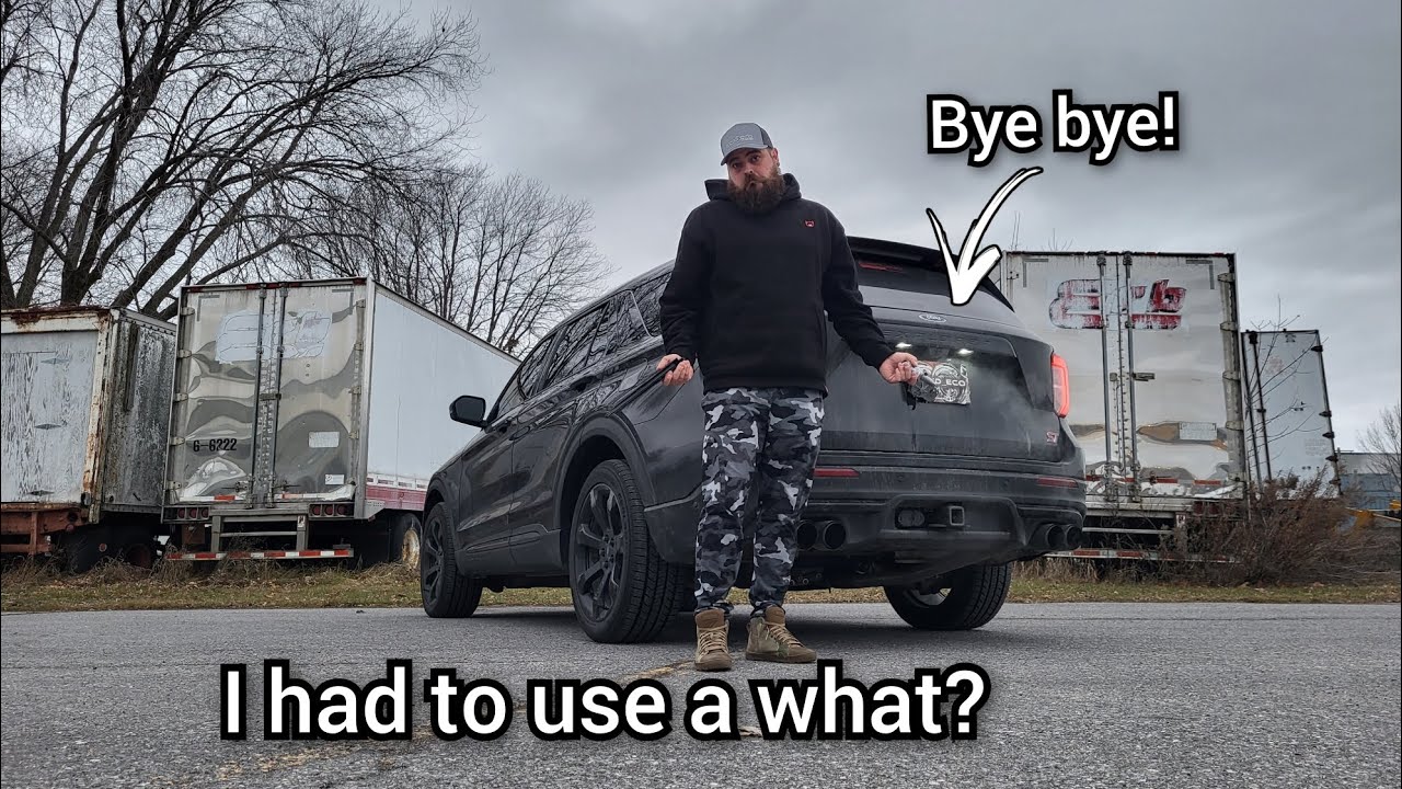 CUTTING the Rear Wiper Off My 2021 Ford Explorer ST