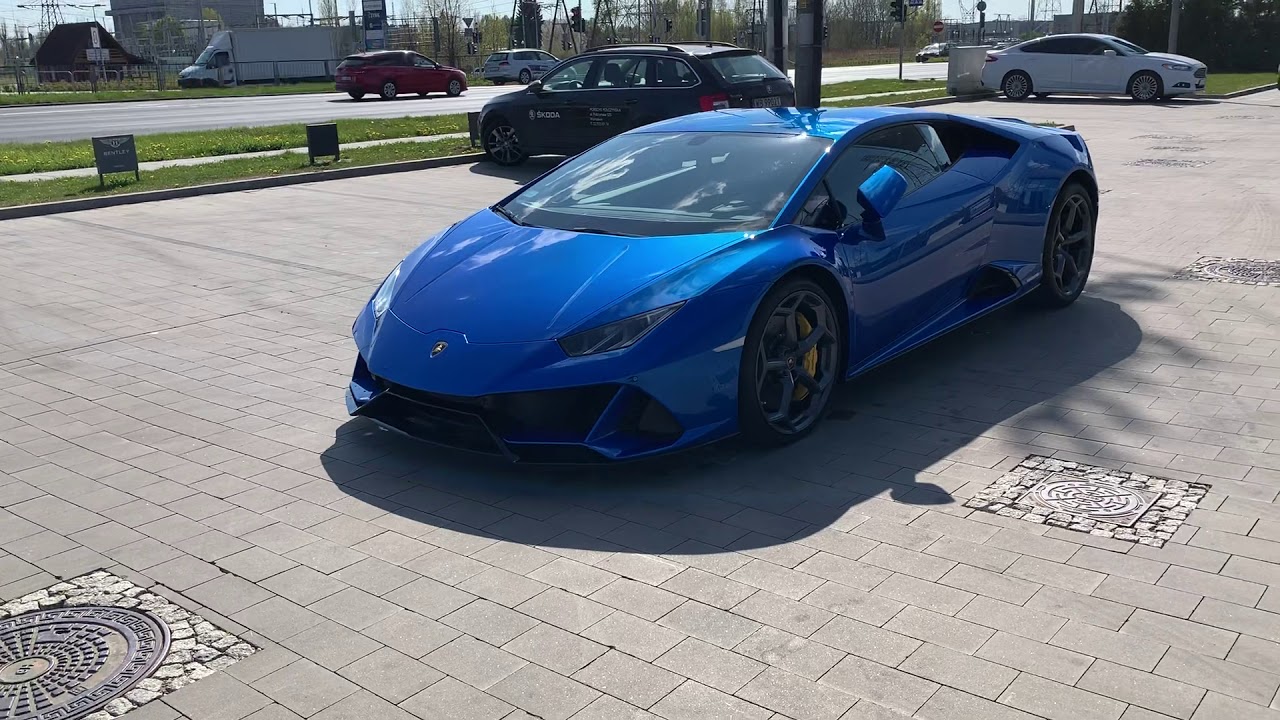 Lamborghini Huracan Evo Blue Nethuns