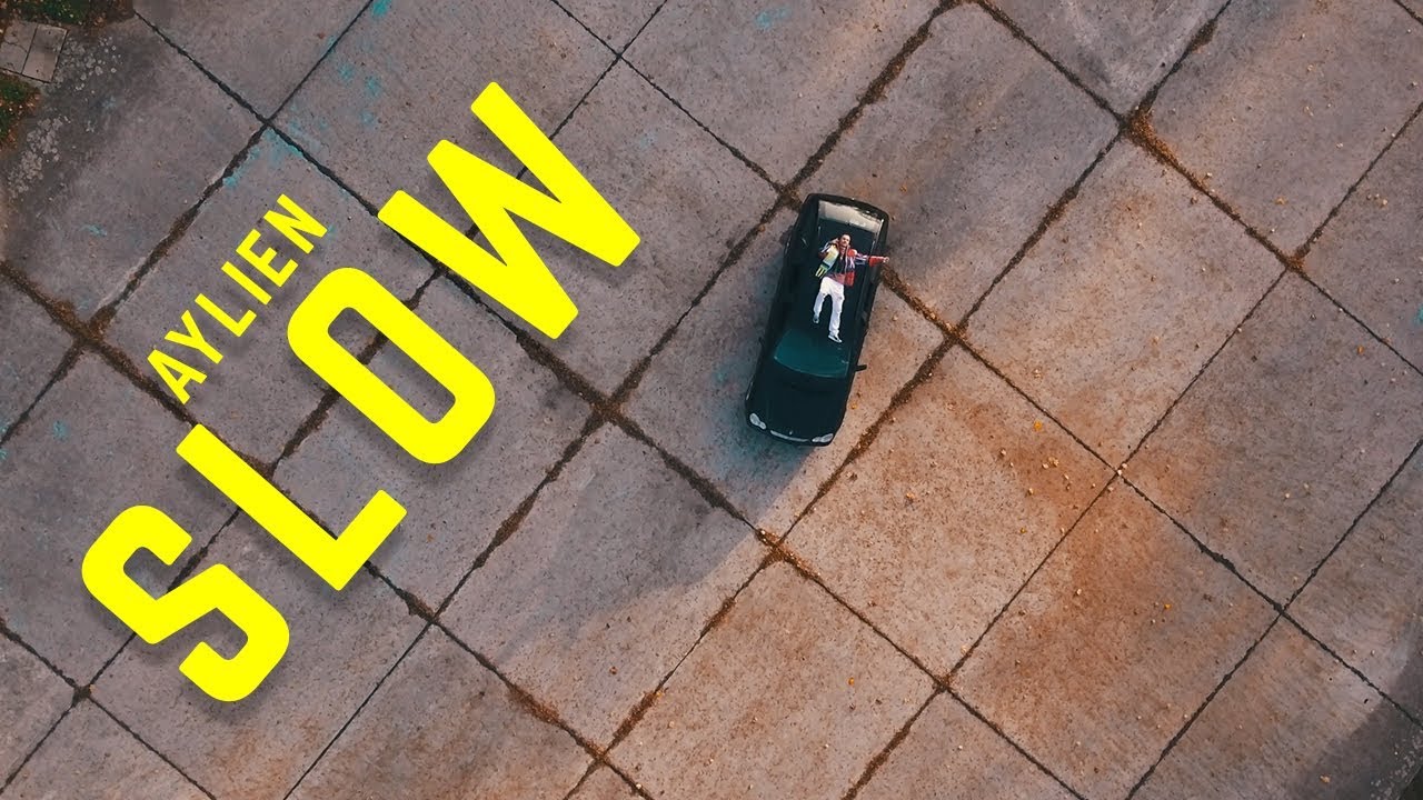 AyLien - 🛸 SLOW 🛸 prod. by RoBeatz [Official Video]