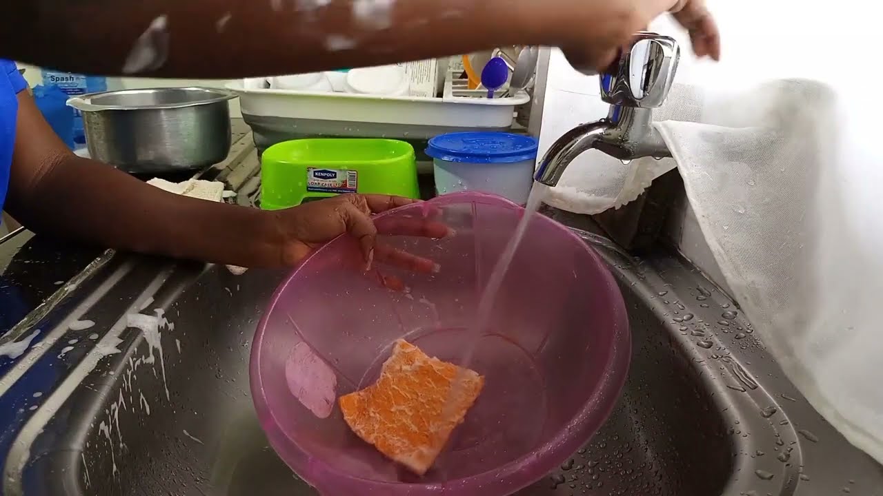 THERAPEUTIC CLEANING/CLEANING DISHES/UTENSILS/NDUTA KINYANJUI/TheWorldofNK/NAIROBI-KENYA/HUDUMA DAY