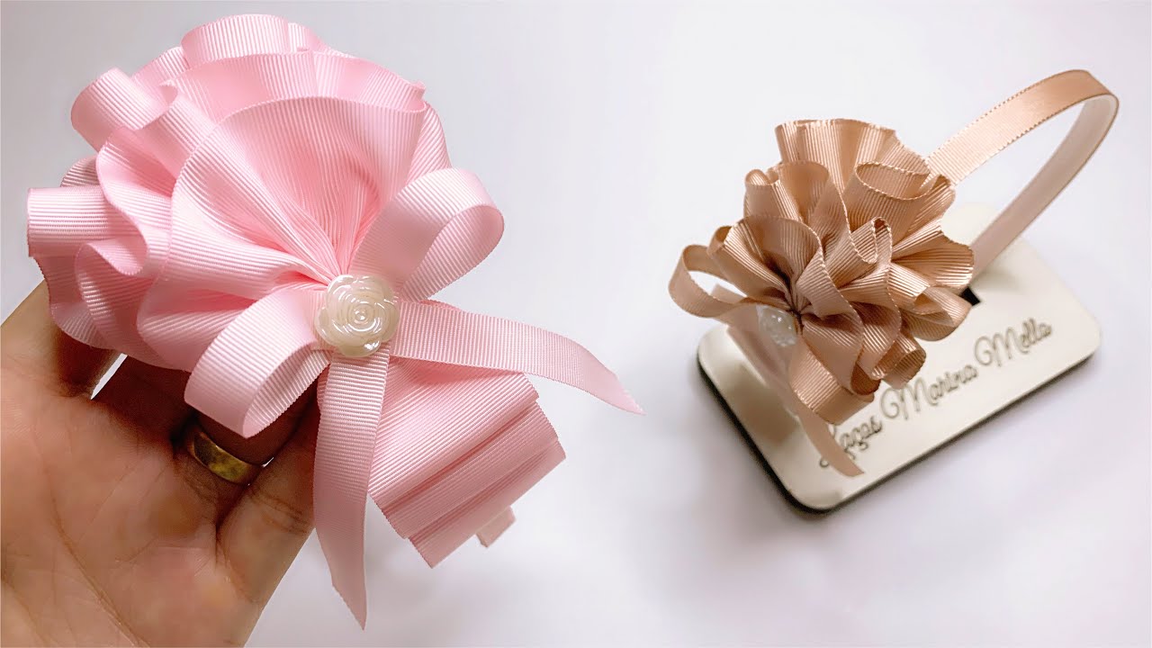 LAÇO FRUFRU NA TIARA/Tiara de Luxo #ribbonbow 🎀By Marina Mello