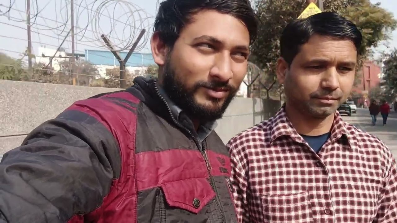 Aaj Toh Ghar Aaker Dekha Riya Kya Bna Rahi Hai 😑 35/50 Days Daily Vlog Yogesh Kashyap ❤️