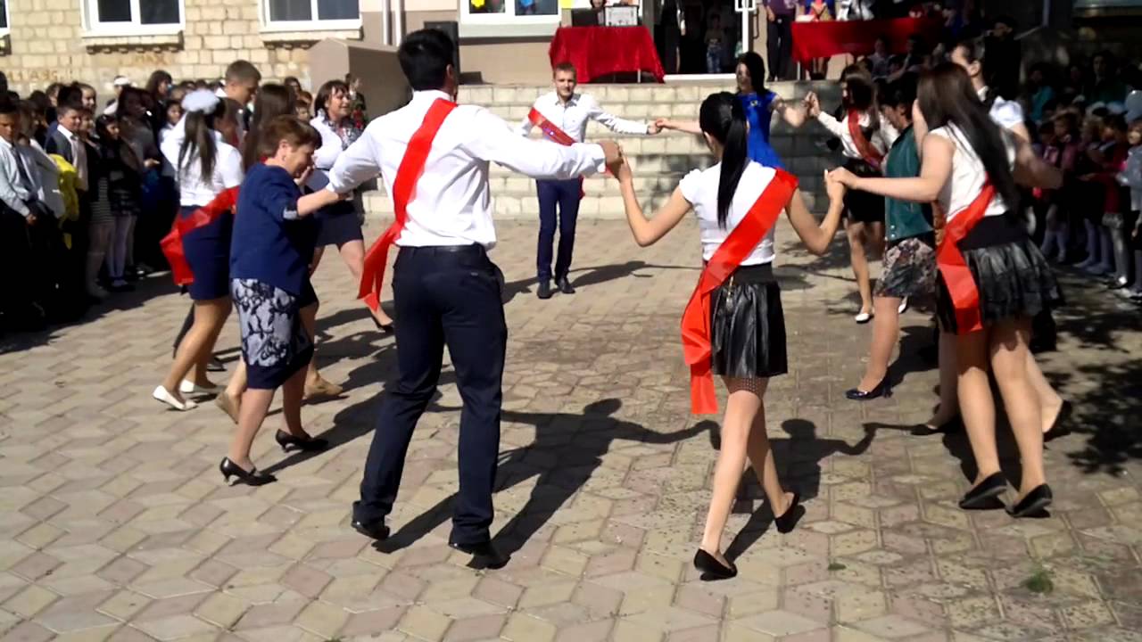 12Б класс. Последний звонок  2015 .  Лицей им Н.Третьякова