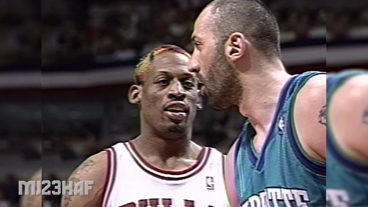 Dennis Rodman Plays Mind Game on Vlade Divac (1998 ECSF G1)