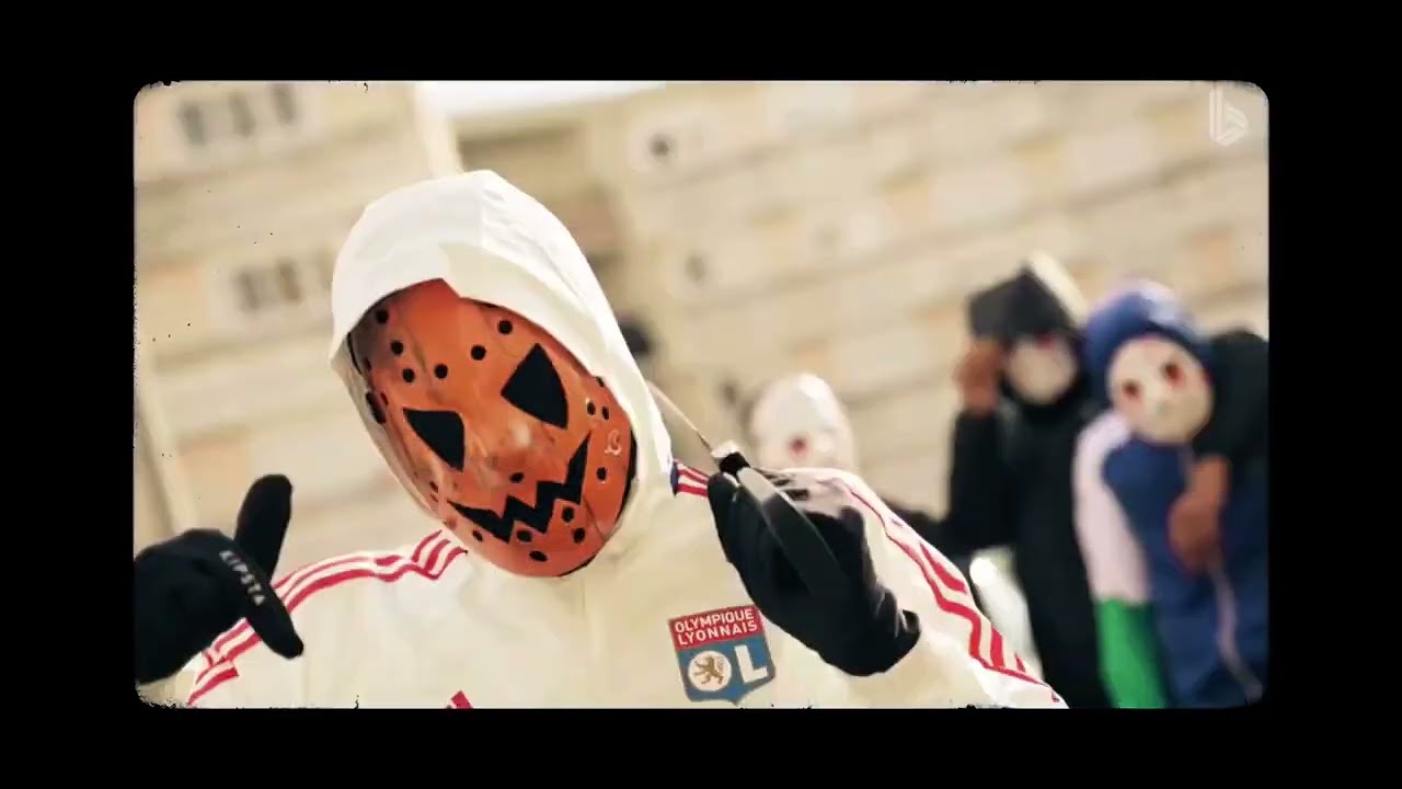 Menace Santana FEAT Ziak - BADBOY (Clip officiel)