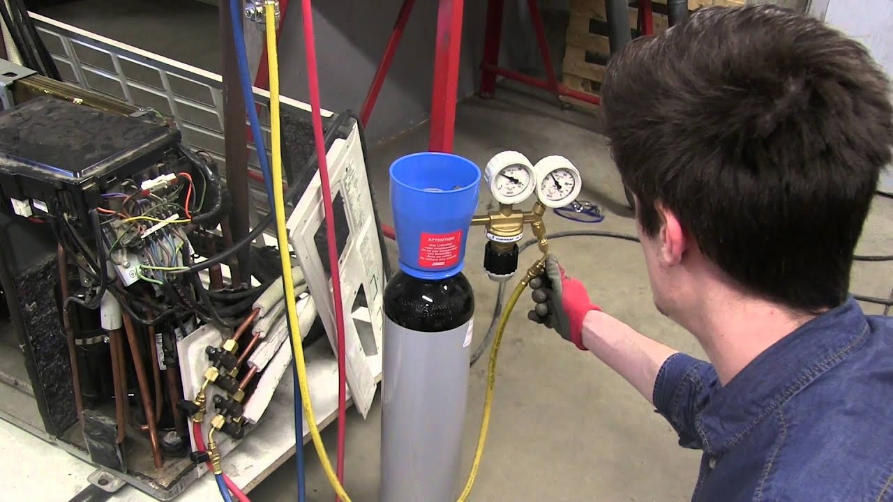Climatisation Pratique Mise sous pression et test d'étanchéité