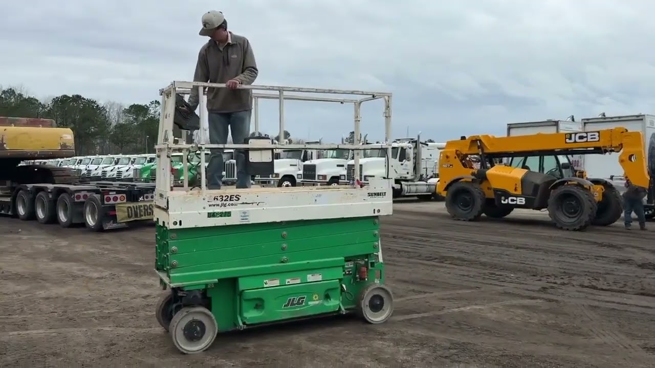 2016 JLG 2632ES For Sale