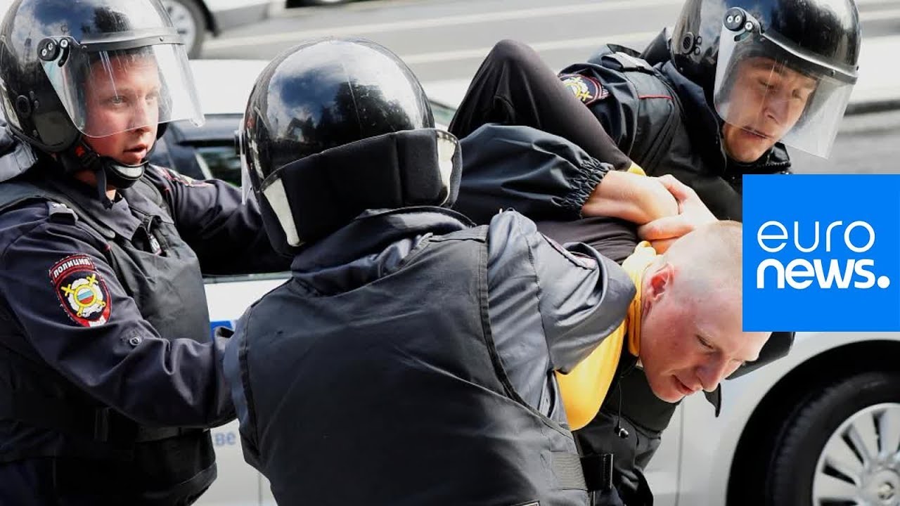 Watch: Hundreds detained in Moscow protest for fair election