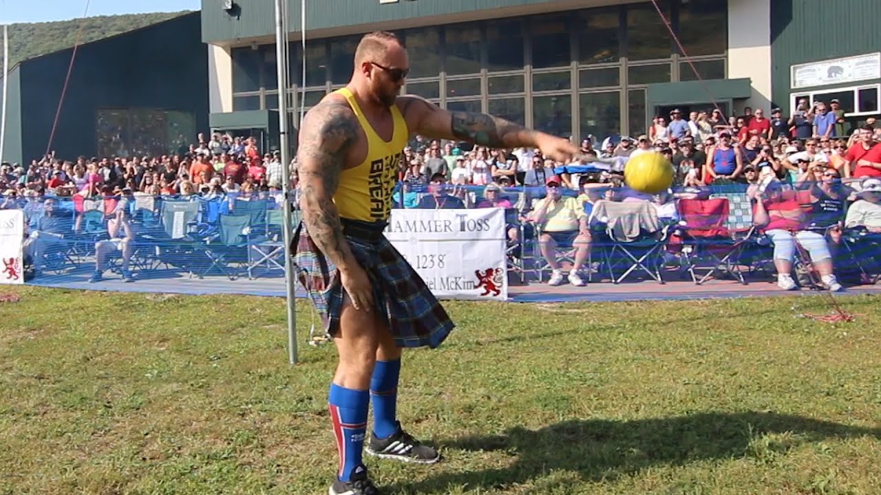 THOR (THE MOUNTAIN) THROWS WORLD RECORD | Hafthor Bjornsson at the Highland Games