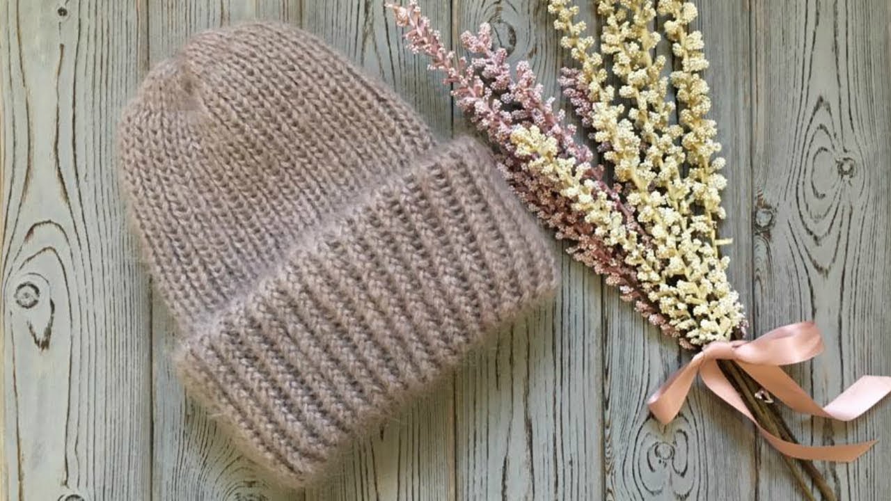 ВЯЗАННАЯ ШАПОЧКА ИЗ МОХЕРА ЗА ПАРУ ЧАСОВ / БЕСПЛАТНЫЙ МАСТЕР КЛАСС. KNITTED HAT