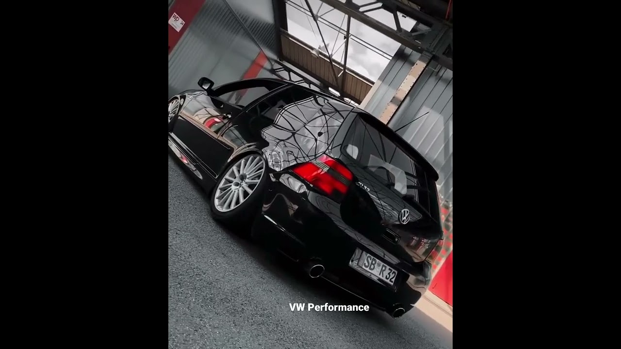 VW Golf MK4 R32